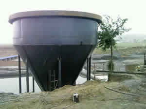 運行罐，工作罐